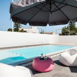 Leonida's Home - Shared Pool, Jacuzzi and beach 150mt