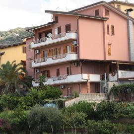 Ondazzurra, hotelli kohteessa Piraino