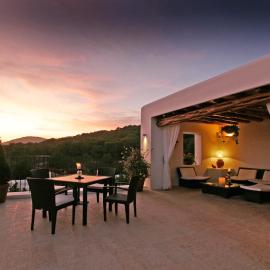 Hotel Rural & Spa Can Curreu, hotel i Sant Carles de Peralta