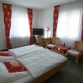 Hotel Garni Lehrertal, hotel di Ulm