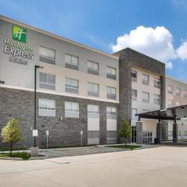Holiday Inn Express & Suites - Denton South by IHG, hotel Dentonban