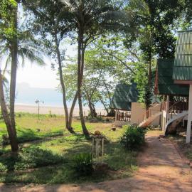 Cameron Island Resort, hotel din Ko Sukon