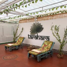 TARAHARA salud y bienestar, hotel em Santandercito