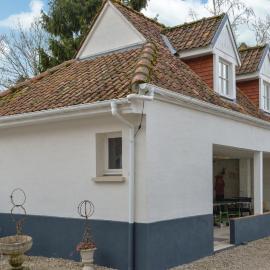 Cozy Apartment In Alette With Wifi, hotel in Alette