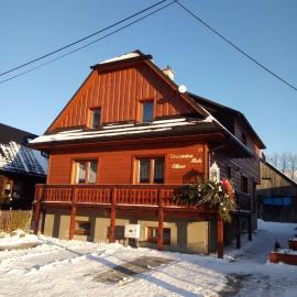 Drevenica MAK Oliver, hotel u gradu Kvačany
