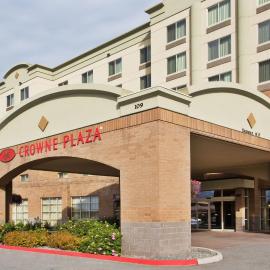 Crowne Plaza Anchorage-Midtown by IHG, hotel u gradu Enkoridž