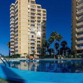 Torres de Yomely Playa las Americas