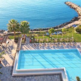 Crowne Plaza Limassol by IHG โรงแรมในลิมาซอล