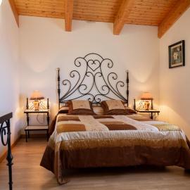 CASA RURAL MIRADOR DE PINARES, hotel u gradu 'San Leonardo de Yagüe'
