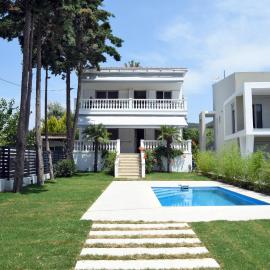 Divine Villa, hotel v destinaci Toroni