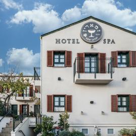 Zamarin Hotel & Spa, khách sạn ở Zikhron Ya‘aqov