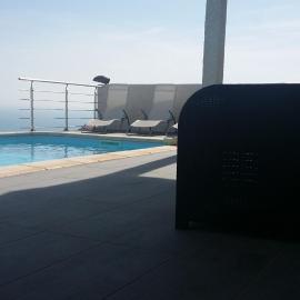 villa standing vue mer 180° clim.pisc.، فندق في سيربير