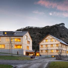 Tempel 74 Apartments, hotel u gradu Melau