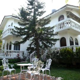 Colonia Santa Maria, A Club M Associate, hotel u gradu 'Baga'