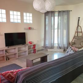 Maria's Sharing Apartment, hotel in Heraklio