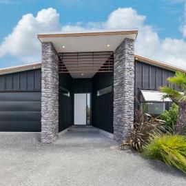 Stylish Villa Escape - Matakana Holiday Home