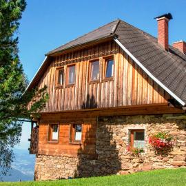 Apartments im Almhaus Bachler โรงแรมในGundisch