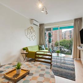 Tendency Apartments Forum 4, hotel in Sant Adria de Besos