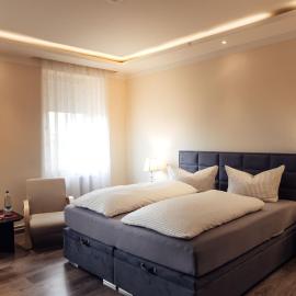 Hotel und Restaurant Golden Village, hotel en Riesa