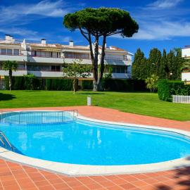 BF-5 CALELLA DE PALAFRUGELL 4 PAX