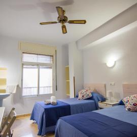 Hostal Guillot, hotel in Torremolinos