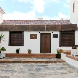 Casa Rural La Zzinetina con Jacuzzi, Hotel in Constantina