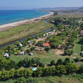 Camping Ermosa, hôtel à Posada
