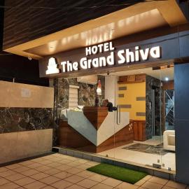 Viesnīca Hotel the grand shiva pilsētā Gondal