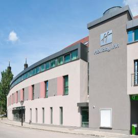 Holiday Inn Trnava by IHG, hotel i Trnava
