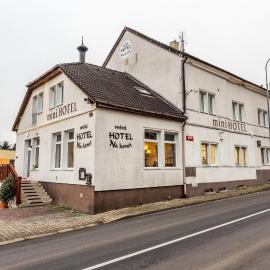 Mini hotel Na konci, hotel in Krupka - Marsov