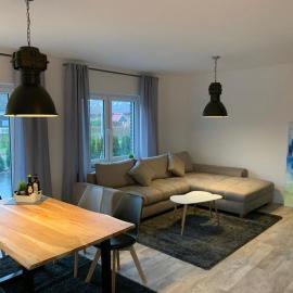 5 Sterne Ferienhaus Charlotte, Hotel in Werdum