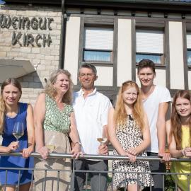 Weingut & Ferienwohnungen Kirch, hotel a Nordheim
