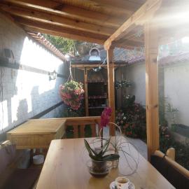 Rose valley guest house, hotel a Kazanlŭk