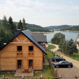 Przystań Bieszczady, hotel v destinaci Zawóz