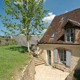 Chez Mémé Caillou, Gîte 6 personnes，Montmirail的飯店