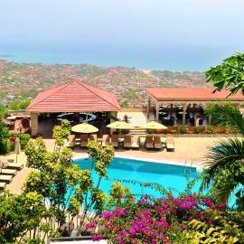 The Country Lodge Hotel, hótel í Freetown