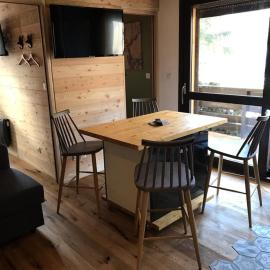 Ambiance petit chalet, hotel i La Salle Les Alpes