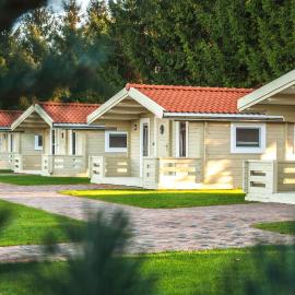 YACHT CLUB WEJSUNY, hotel in Ruciane-Nida