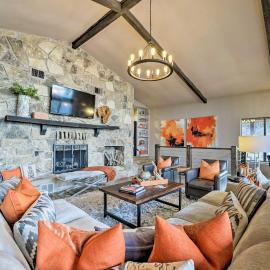 Bright n’ Breezy Waterfront Lake Granbury Getaway!, hotel a Granbury