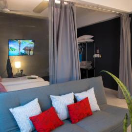 Htl & Suites Camino Real, ubicación, parking, facturamos, hotel i Colima