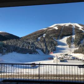 Studio&apartments Snow, hotel in Bjelašnica