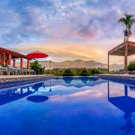 Hotel Campestre Solar De La Luna, hotel en Armenia