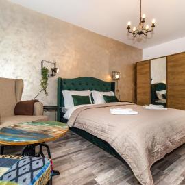 All Homes by Nati, hotel in Braşov