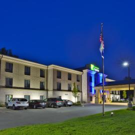 Holiday Inn Express Hastings by IHG, hotel i Hastings