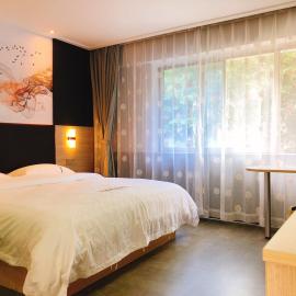 Shenzhen Hualian Boutique Hotel, hotel sa Shenzhen