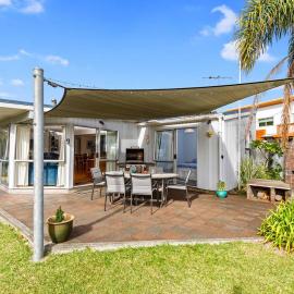 Matapouri Beach Family Haven - Matapouri Home, hotel u gradu Matapouri