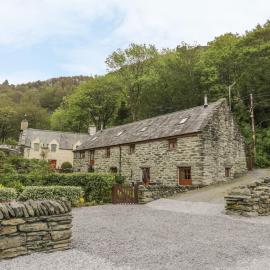 Hendoll Cottage 2, Hotel in Fairbourne