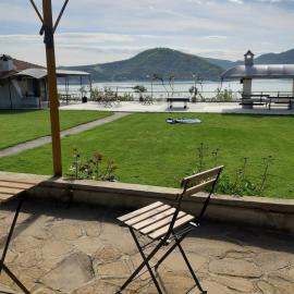 Family Hotel Belvedere, hotel em Dŭlgopol