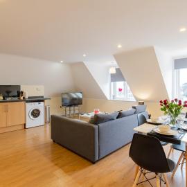 2-bedroom Penthouse, Clockhouse, Hoddesdon