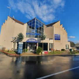 Kyriad Saint Fargeau Ponthierry - Apollonia โรงแรมในแซ็ง-ฟาร์โก-ปงติแยร์รี